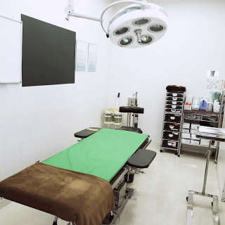 水の森美容クリニック 大阪院の二重整形を受ける手術室