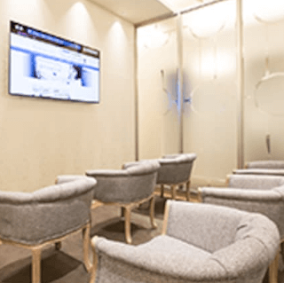 銀座みゆき通り美容外科 東京院のクマ取りを受ける前の待合室