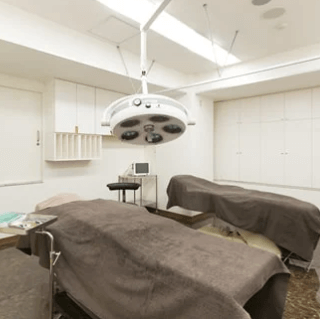 共立美容外科 横浜院の二重整形受ける手術室