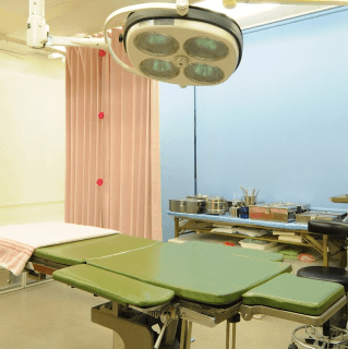 城本クリニック 横浜院の二重整形受ける手術室