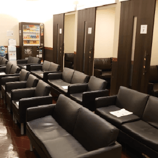 湘南美容クリニック 横浜2院の二重整形受ける前の待合室