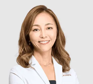 沖縄で二重埋没が上手い先生 東京美容外科 沖縄院の黒田 あいみ医師