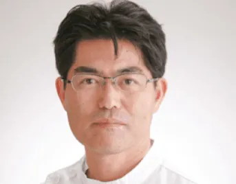 沖縄で二重埋没が上手い先生 新垣形成外科の新垣 実医師
