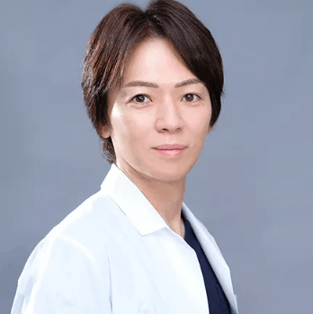 LIKI CLINIC KOBEの豊胸手術を担当する医師