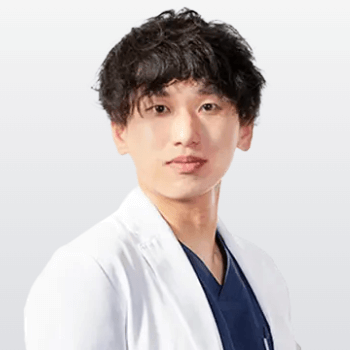 福岡TAクリニックの豊胸手術を担当する医師