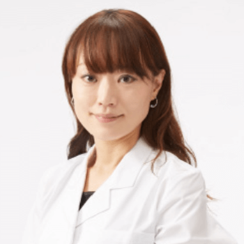 神野美容形成外科クリニックのクマ取りを受ける前の診察を担当する医師
