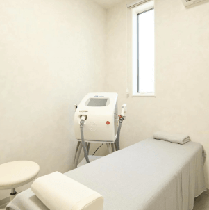 坂本レディースクリニックの医療脱毛を受ける施術室