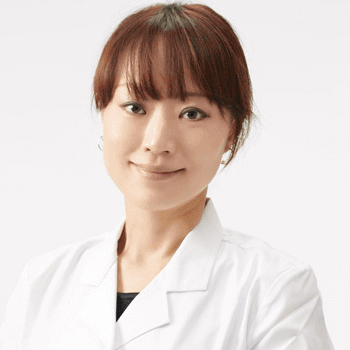 神野美容形成外科クリニックの糸リフトを担当する院長