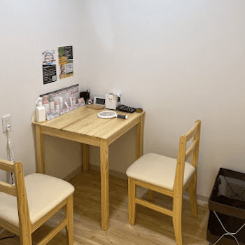 THE FIRST CLINIC町田院の二重整形を受ける前のカウンセリングルーム