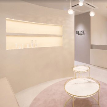 REINE Beauty Clinicの糸リフトを受ける前の待合室
