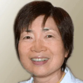 牧野皮膚科形成外科内科医院の糸リフトを担当する院長