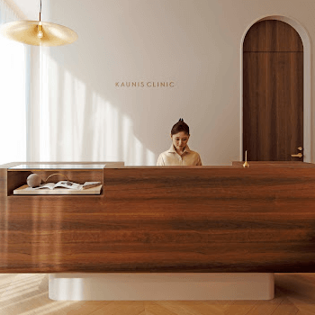 KAUNIS CLINICの糸リフトを受ける前の受付