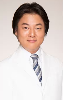 湘南美容クリニック 神戸院の近江 弘一郎医師