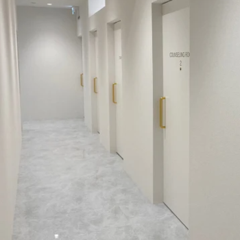 eクリニック 福岡院の院内の様子