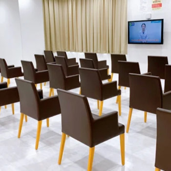 湘南美容クリニック 博多院の二重整形を受ける前の待合室