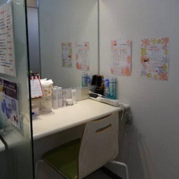 城本クリニック 高崎院の二重整形を受けた後のパウダールーム