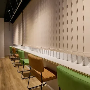 広島美容外科メイプルクリニックの二重整形を受ける前の待合室