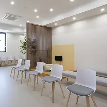 わかば皮ふ形成クリニックの二重整形を受ける前の待合室