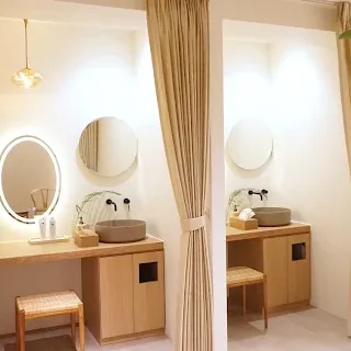 YAYOI CLINICの二重整形を受けた後のパウダールーム