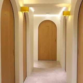 YAYOI CLINICの二重整形を受けるクリニックの廊下