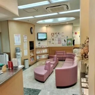 みつお産婦人科の医療脱毛を受ける前の待合室