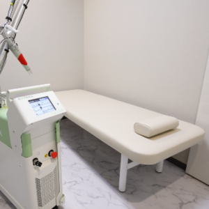 宮崎台スキンクリニックの医療脱毛を受ける施術室
