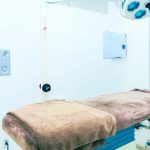 共立美容外科 名古屋院のシミ取りを受ける施術室