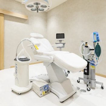 KUMA CARE CLINIC 名古屋院のクマ取りを受ける施術室