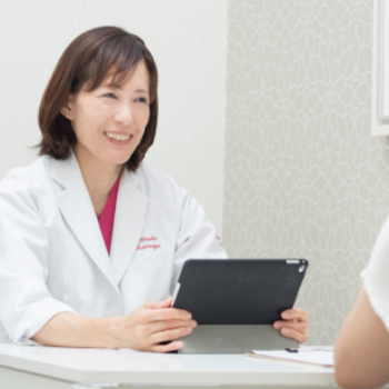 いちみや皮フ科クリニックのクマ取り整形を担当する医師