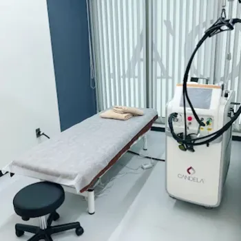 KANNO’A.clinic 那覇院の医療脱毛を受ける施術室