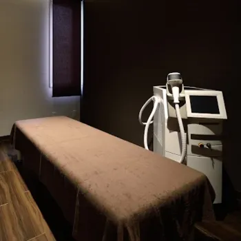 ひろ耳鼻科皮膚科形成外科の医療脱毛を受ける施術室