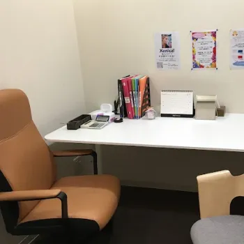 ガーデンクリニック 大阪院の二重整形を受ける前のカウンセリングルーム