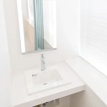 LIBER CLINICのクマ取りを受けた後のパウダールーム