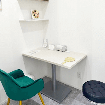 L’or Clinic Omotesando 札幌院の二重整形を受ける前のカウンセリングルーム
