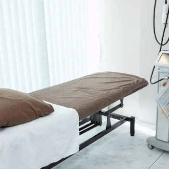 M's CLINICの医療脱毛を受ける施術室