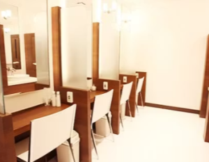 品川美容外科 横浜院のシミ取りを受けた後のパウダールーム