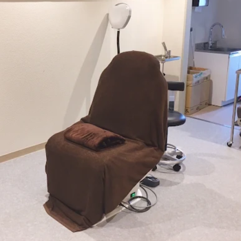 ハナビューティークリニックのほくろ除去を受ける施術室