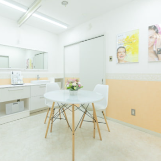 自由が丘クリニックソフィアのシミ取りを受ける前のカウンセリングルーム