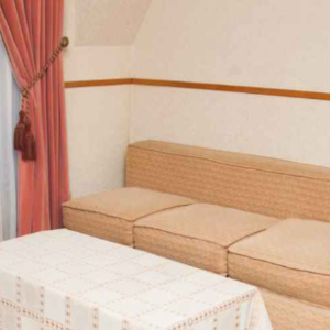 サンライズ美容外科のシミ取りを受ける前の待合室