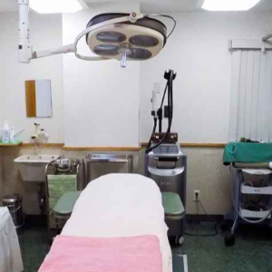 サンライズ美容外科のシミ取りを受ける前の待合室