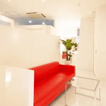 セイコメディカルビューティクリニック 福岡院の二重整形を受ける前の待合室