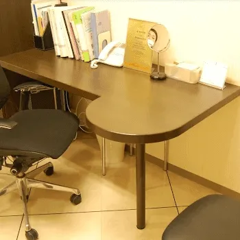 城本クリニック 福岡院の二重整形を受ける前の診察室