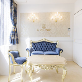 A CLINIC 福岡院のシミ取りを受ける前のカウンセリングルーム