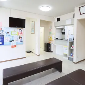 わたなべ皮ふ科のほくろ除去を受ける前の待合室