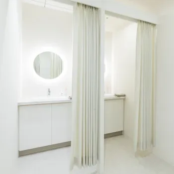 MYビューティクリニックのほくろ除去を受けた後のパウダールーム