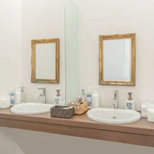 ラグラン銀座医院のほくろ除去を受けた後のパウダールーム