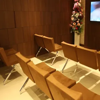 品川美容外科 銀座院のほくろ除去を受ける前の待合室