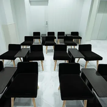 TCB東京中央美容外科 銀座2院のほくろ除去を受ける前の待合室