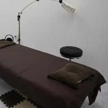 TCB東京中央美容外科 銀座2院のほくろ除去を受ける施術室