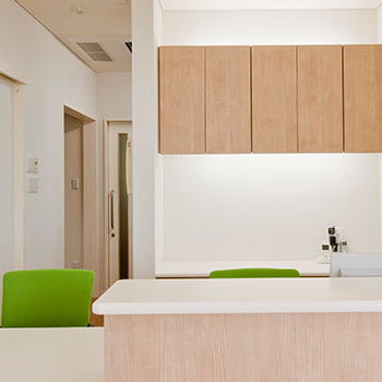 明治皮膚科のほくろ除去を受ける前の受付